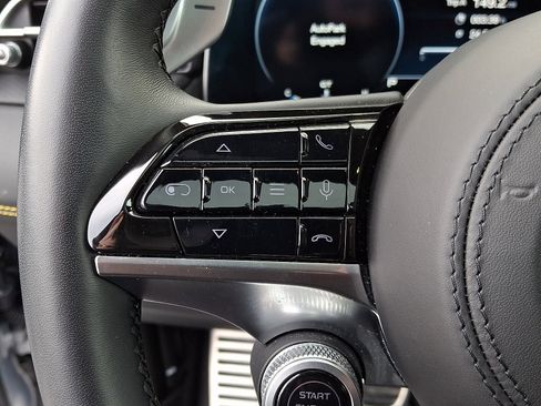 Used 2023 Maserati Grecale Modena image 22