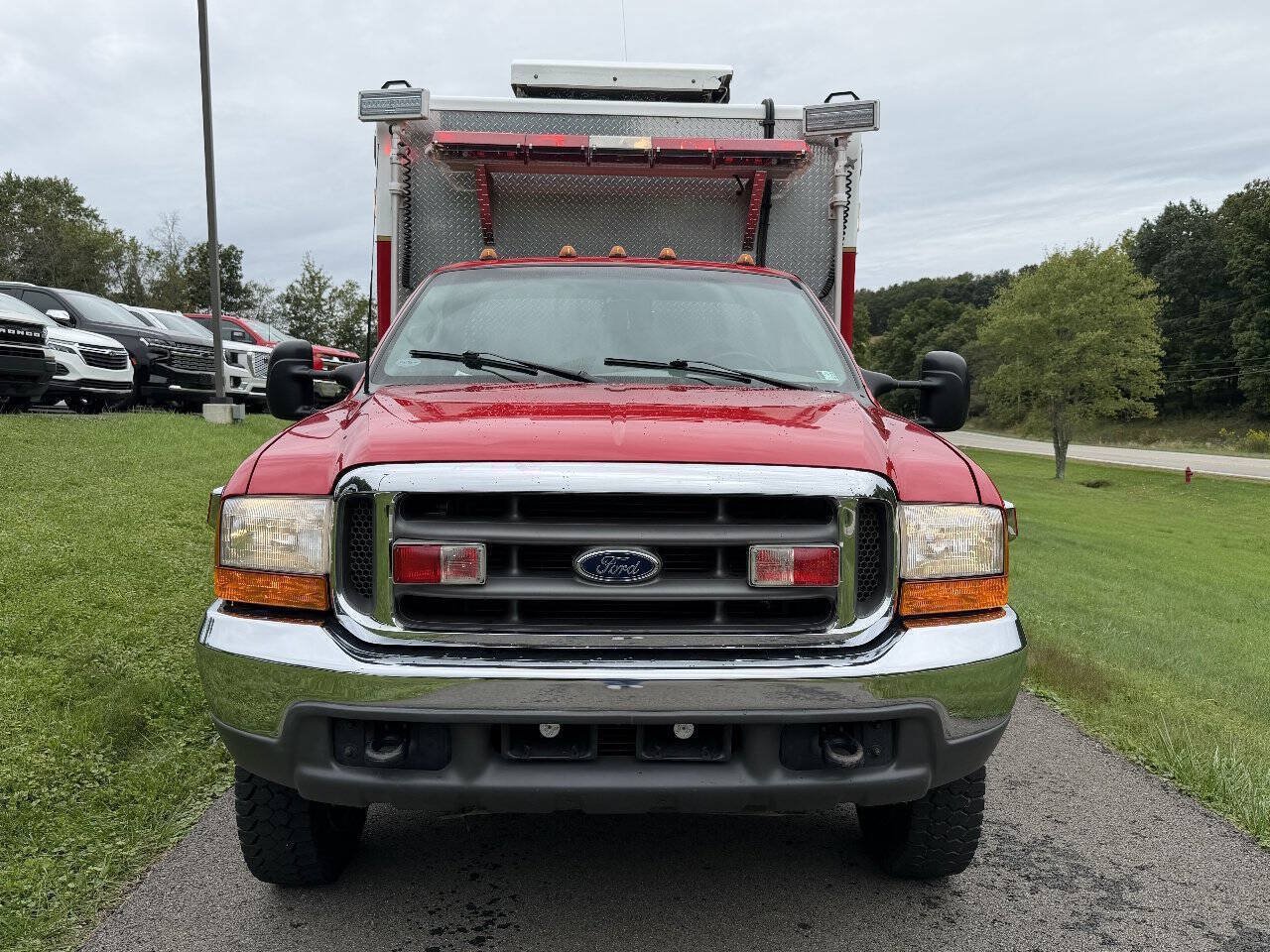 Used 1999 Ford F450 4x4 Regular Cab Super Duty image 3