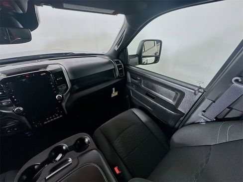 Used 2025 RAM 3500 Tradesman image 11