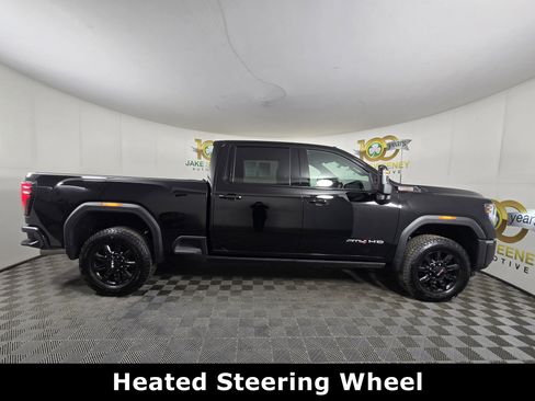 Certified 2025 GMC Sierra 2500 AT4 w/ Technology Package image 10