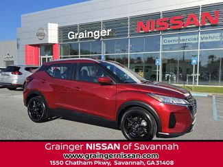 Used 2021 Nissan Kicks SV FWD video 1