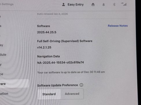 Used 2023 Tesla Model Y Long Range image 29