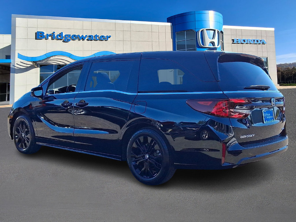 Used 2025 Honda Odyssey Sport-L image 4