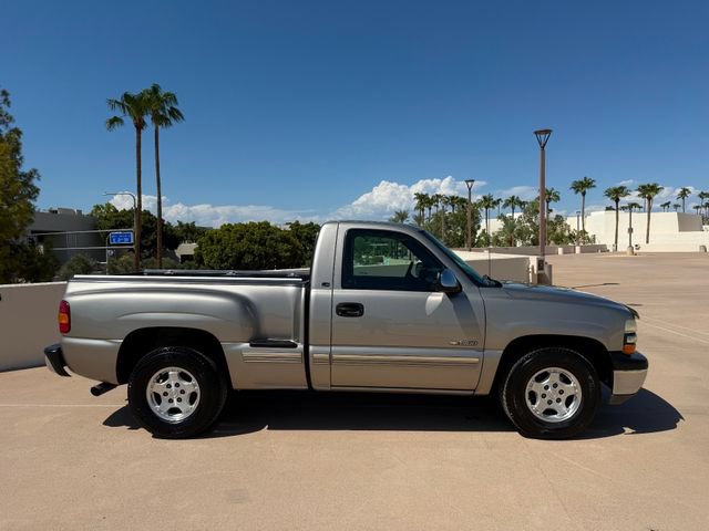 Used 2000 Chevrolet Silverado 1500 LS w/ Firm Ride Suspension Pkg RWD image 19
