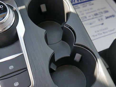 Used 2023 Ford Escape Active image 37