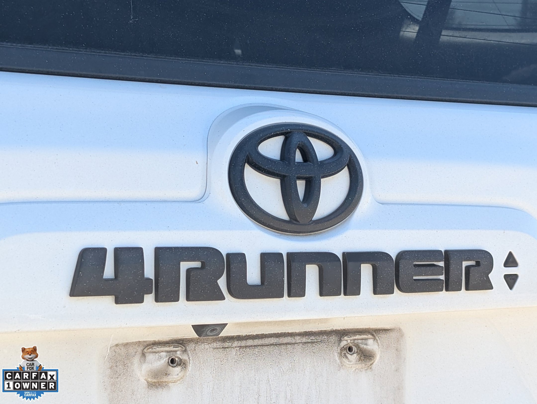 Used 2020 Toyota 4Runner SR5 Premium w/ Moonroof Package RWD image 11