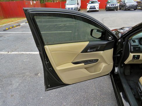 Used 2014 Honda Accord EX-L image 13