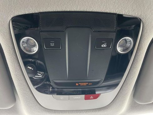 Used 2023 Kia Seltos SX image 8