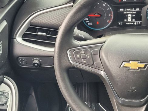 Used 2018 Chevrolet Malibu LS image 13