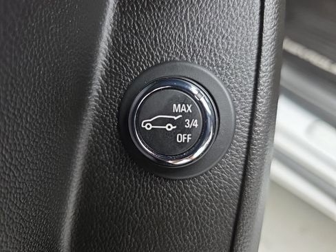 Used 2020 Chevrolet Traverse High Country AWD/4WD image 17