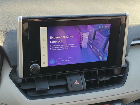 New 2025 Toyota RAV4 XLE image 27