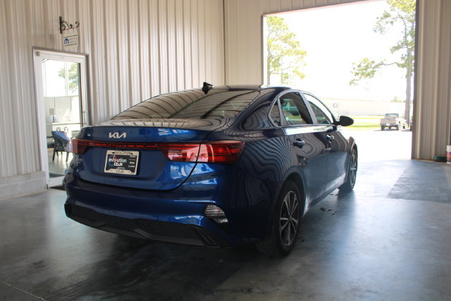 Used 2023 Kia Forte LXS FWD image 6
