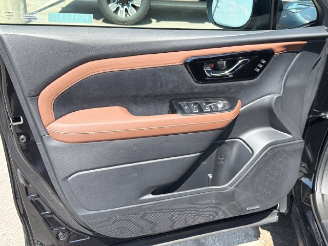 New 2026 Subaru Forester Touring AWD/4WD image 16