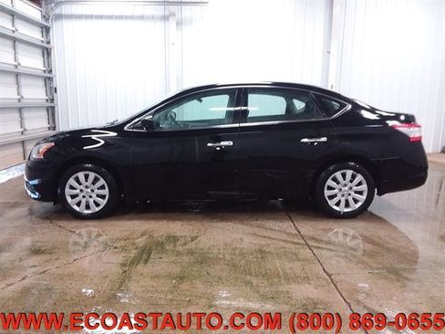 Used 2015 Nissan Sentra S image 5