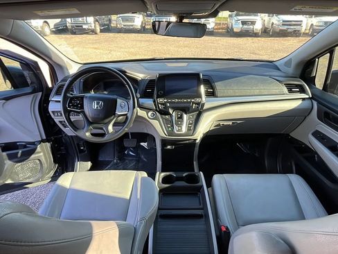Used 2018 Honda Odyssey EX-L image 15