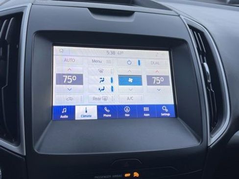 Used 2020 Ford Edge SEL w/ Convenience Package image 38