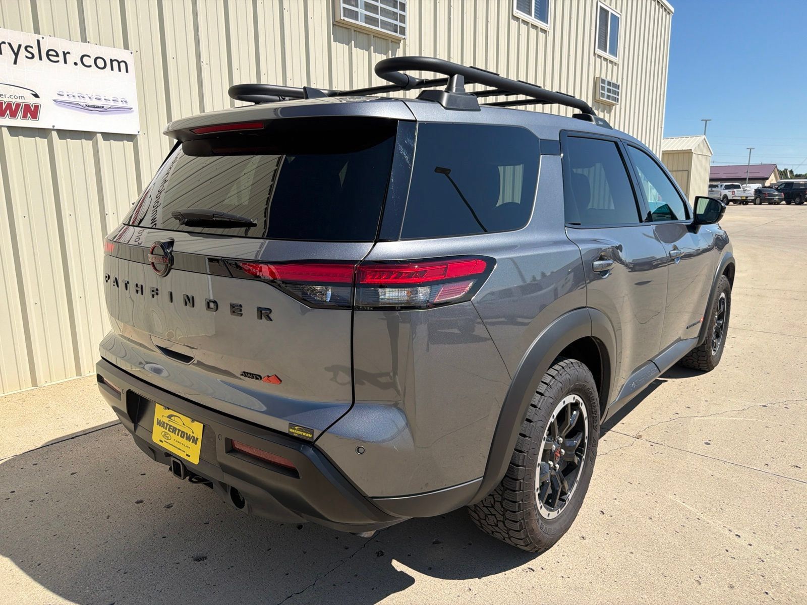Used 2026 Nissan Pathfinder Rock Creek AWD/4WD image 7