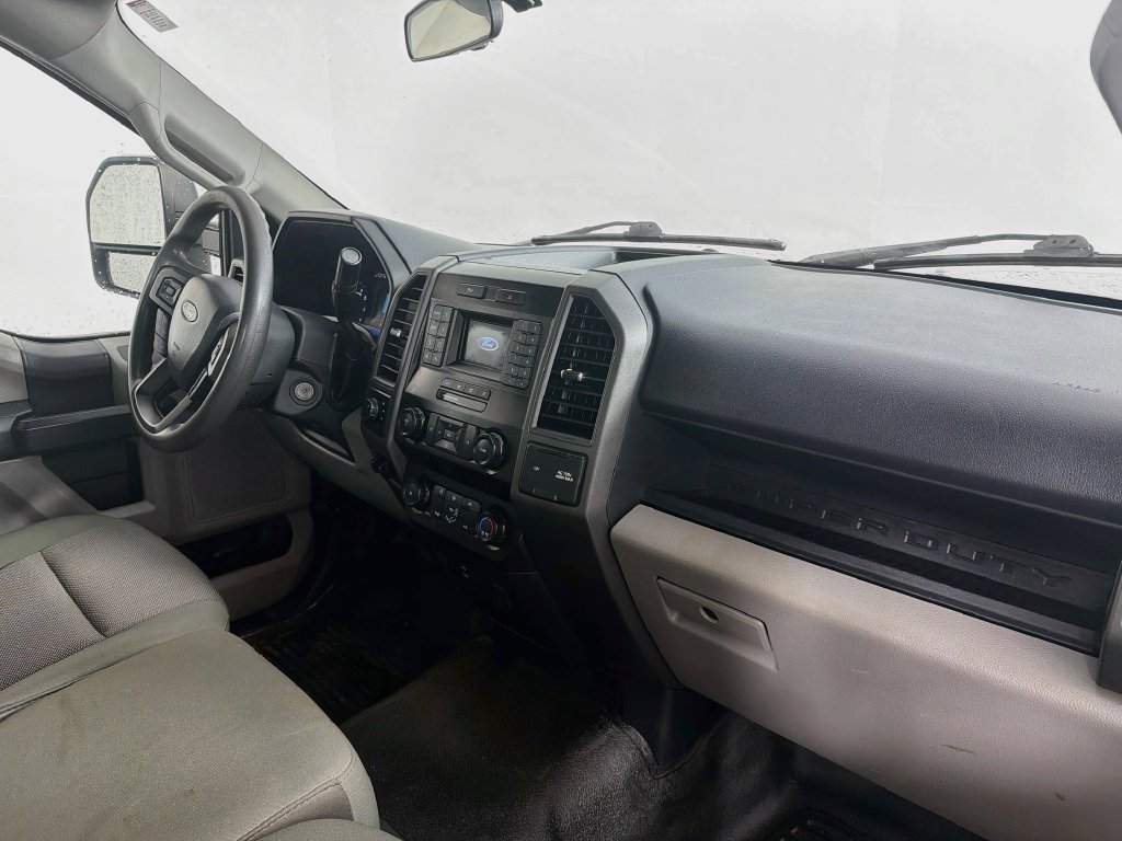 Used 2022 Ford F350 XL w/ STX Appearance Package AWD/4WD image 24