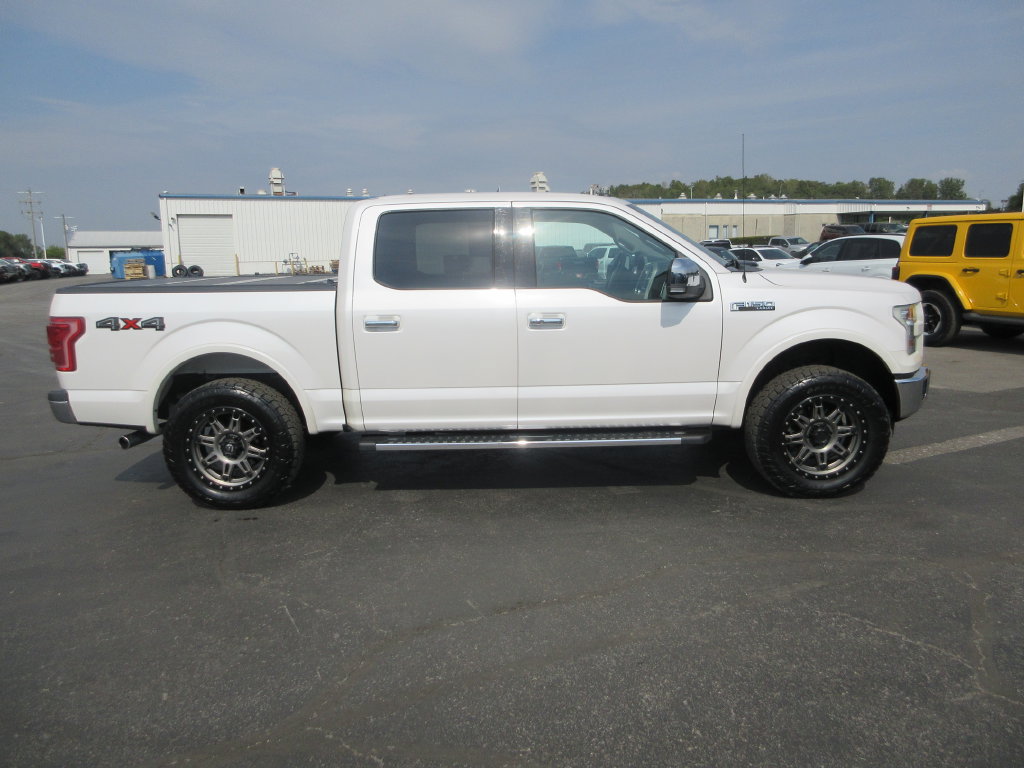 Used 2016 Ford F150 Lariat w/ Equipment Group 502A Luxury AWD/4WD image 4