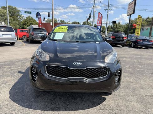 Used 2017 Kia Sportage LX AWD/4WD image 3