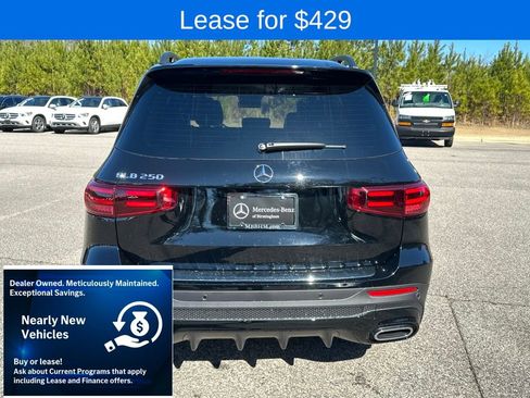 Used 2025 Mercedes-Benz GLB 250 image 12