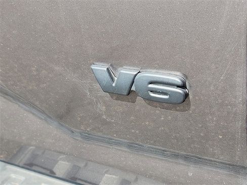 Used 2021 Toyota Tacoma SR5 image 9