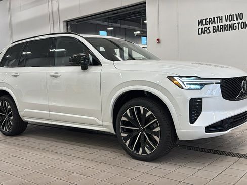 New 2026 Volvo XC90 T8 Ultra w/ Protection Package Premier AWD/4WD image 3