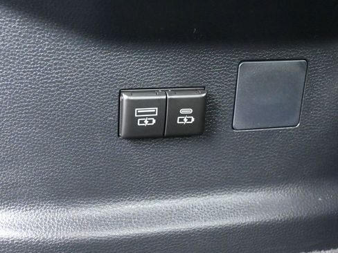 Used 2024 Toyota Tundra Limited image 20