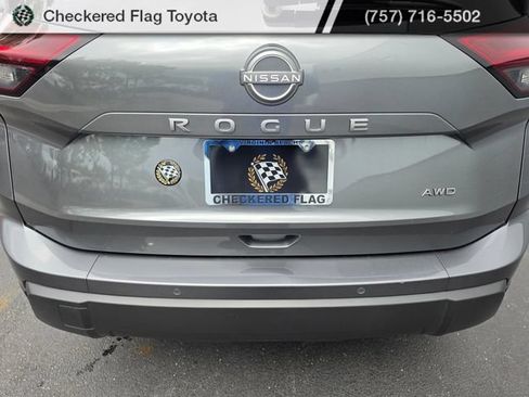 Used 2026 Nissan Rogue SV AWD/4WD image 13