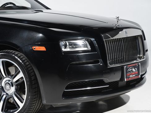 Used 2016 Rolls-Royce Wraith image 16