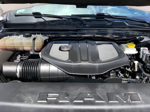 Used 2025 RAM 1500 Laramie w/ Laramie Southwest Edition AWD/4WD image 32