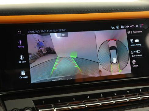 New 2026 Rolls-Royce Cullinan Black Badge image 17