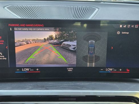 Used 2023 BMW 330e image 20