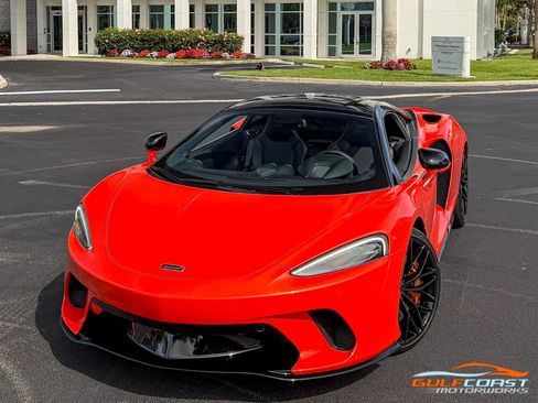 Used 2023 McLaren GT image 9