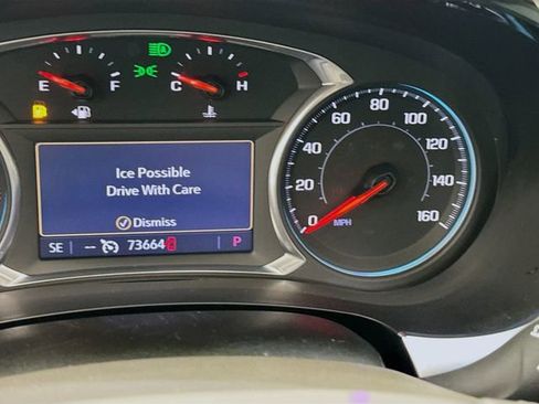 Used 2020 Chevrolet Traverse Premier image 14