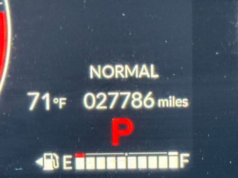 Used 2025 Honda Pilot TrailSport image 37