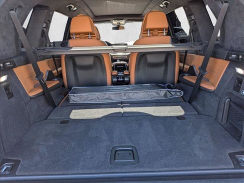 Used 2019 BMW X7 xDrive50i w/ M Sport Package AWD/4WD image 6