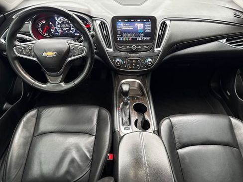Used 2023 Chevrolet Malibu LT w/ Driver Confidence Package FWD image 11