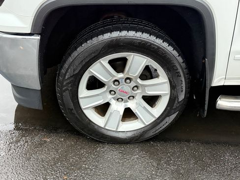 Used 2018 GMC Sierra 1500 SLE w/ SLE Value Package image 9