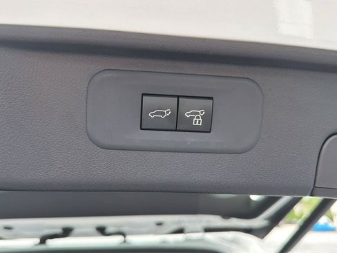 Used 2025 Toyota Grand Highlander FWD image 34