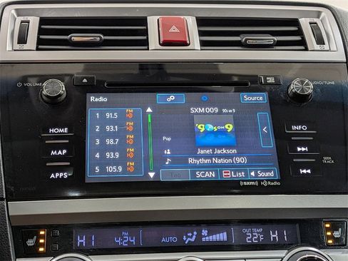 Used 2017 Subaru Outback 3.6R Limited image 22