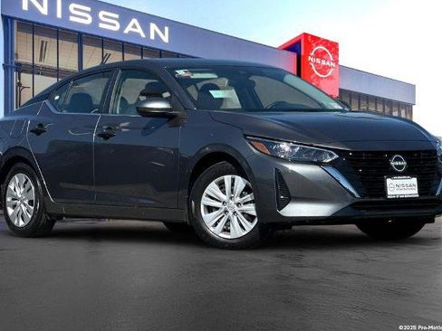 Certified 2025 Nissan Sentra S FWD image 1