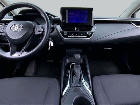 Used 2024 Toyota Corolla LE FWD image 15