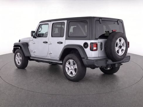 Used 2022 Jeep Wrangler Unlimited Sport AWD/4WD image 3