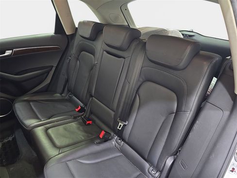 Used 2010 Audi Q5 3.2 Prestige image 14