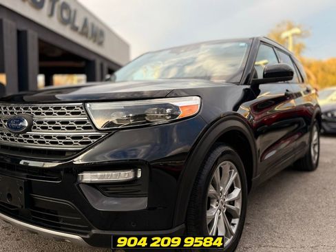 Used 2021 Ford Explorer Limited w/ Equipment Group 301A RWD image 14