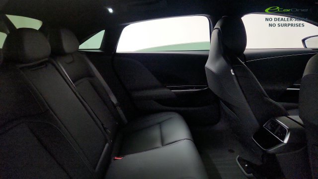 Used 2024 Lucid Air Pure RWD image 42