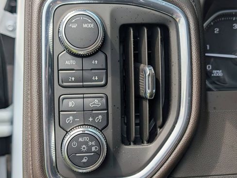 Used 2023 GMC Sierra 2500 SLT w/ Gooseneck/5TH Wheel Package AWD/4WD image 19