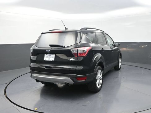 Used 2018 Ford Escape SE AWD/4WD image 10
