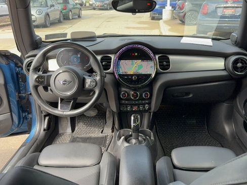 Used 2022 MINI Cooper S image 6